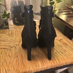 6 inch black heels with straps in front